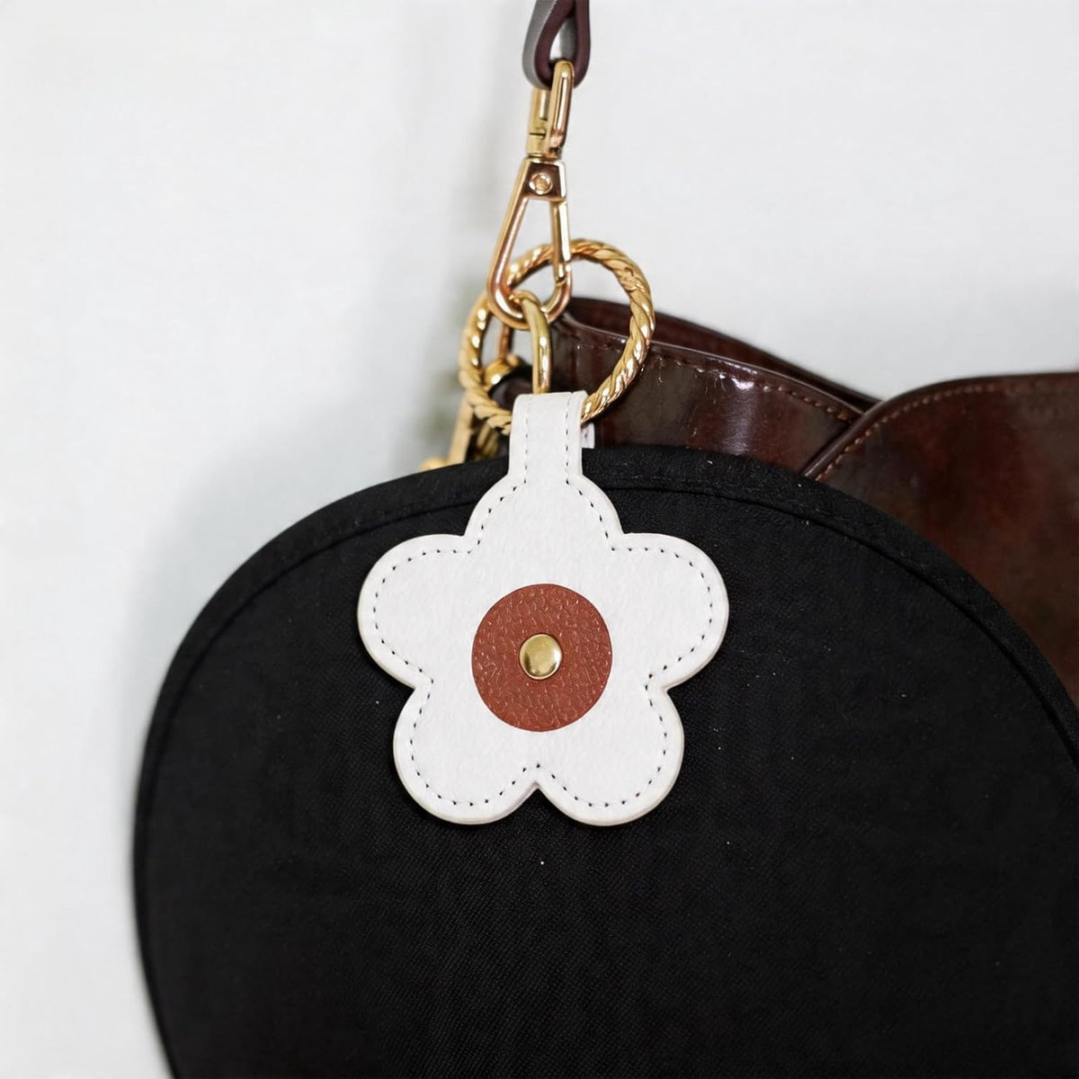 Leather Hat Clip with Strong Magnet